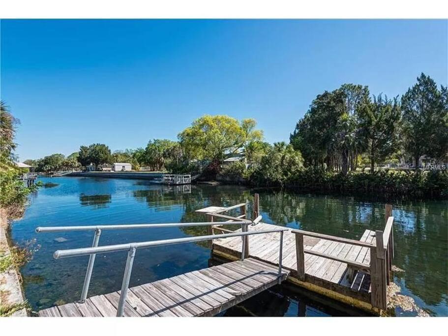 הדסון 4Br Private Dock, Warm Spring Canal, Kayaks, Canoe מראה חיצוני תמונה