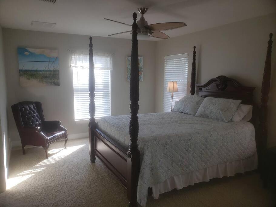 הדסון 4Br Private Dock, Warm Spring Canal, Kayaks, Canoe מראה חיצוני תמונה